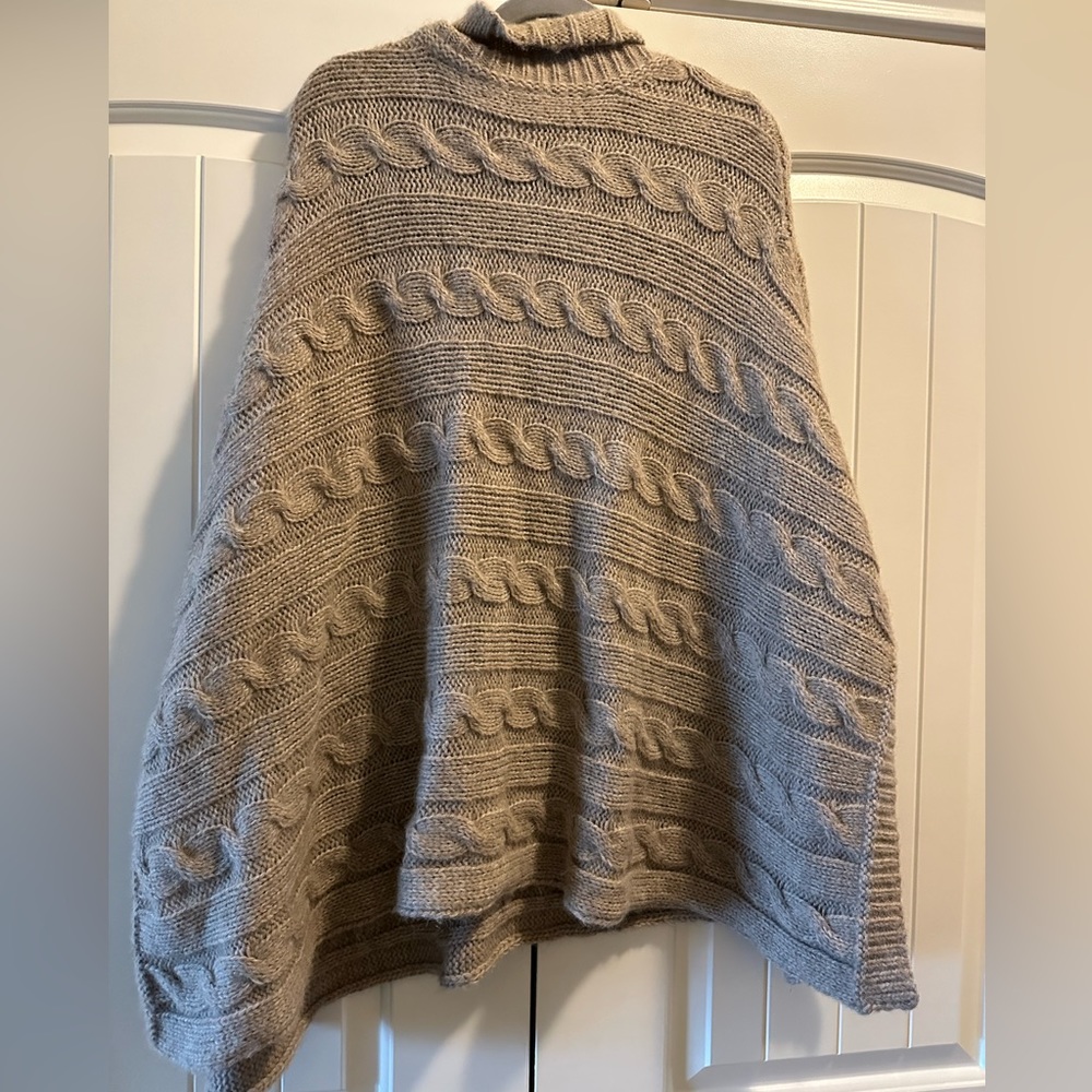 Simply Natural 100% Baby Alpaca Lucia Poncho - Cowl Neck - Picture 5 of 6